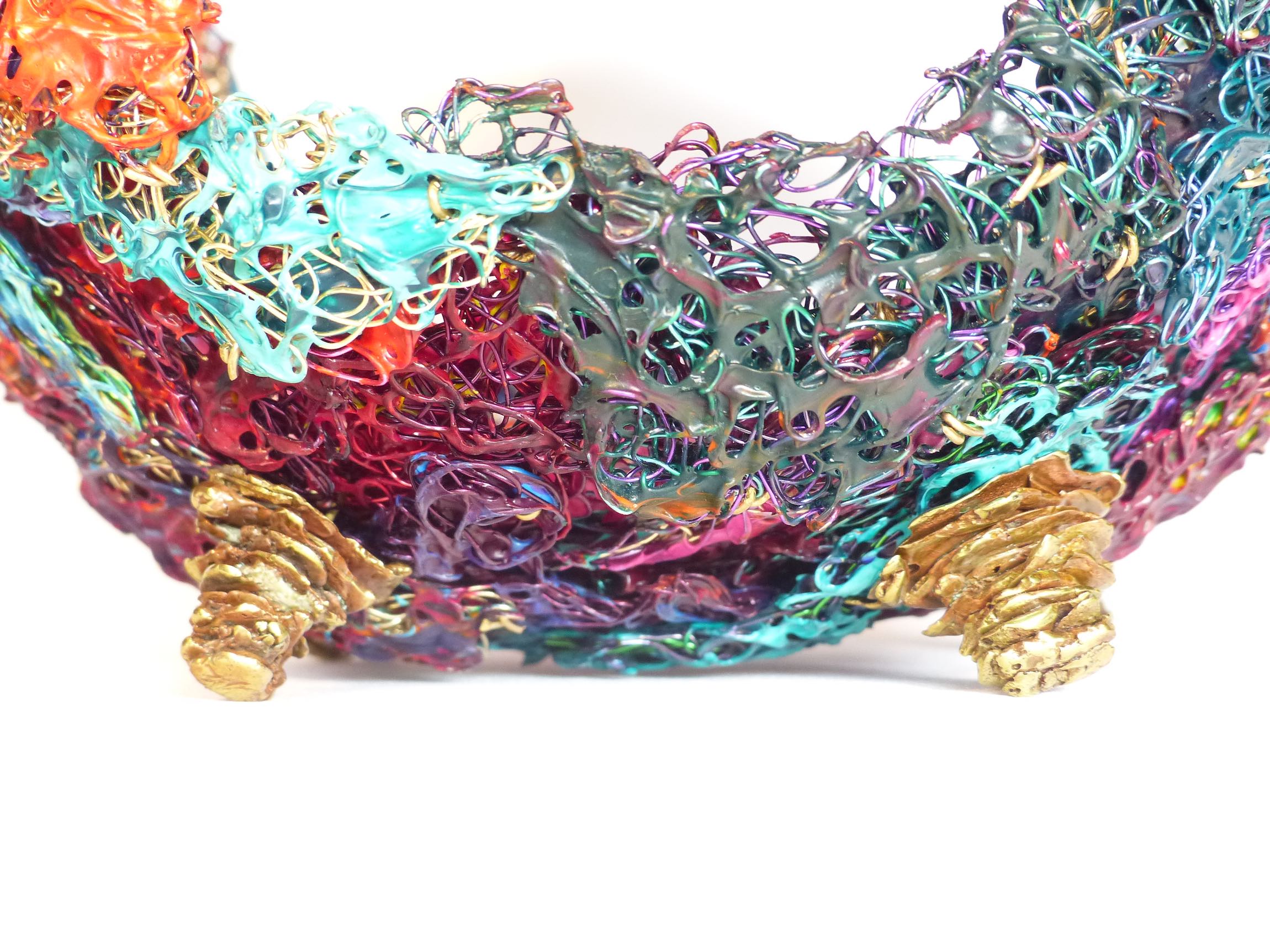 Wire and reed Enso Circle the side